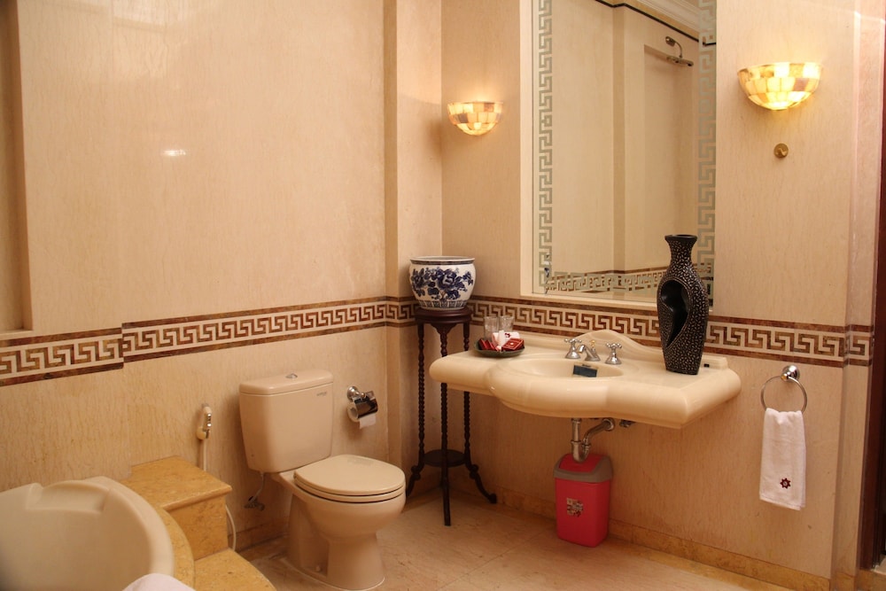 Borobudur Suite Room photo 3