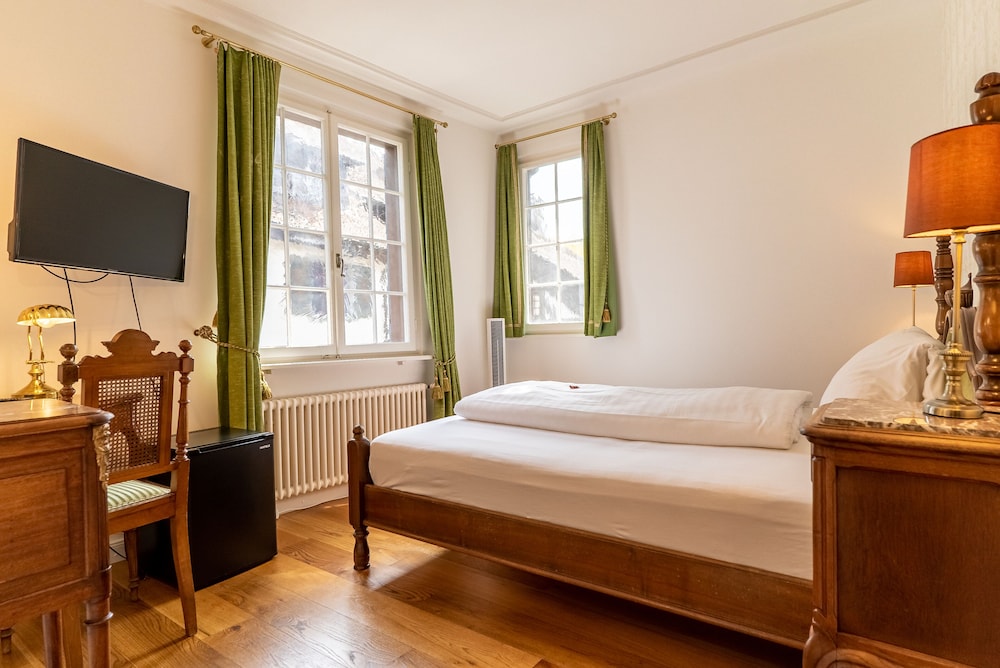 Economy Double Room - Photo 7