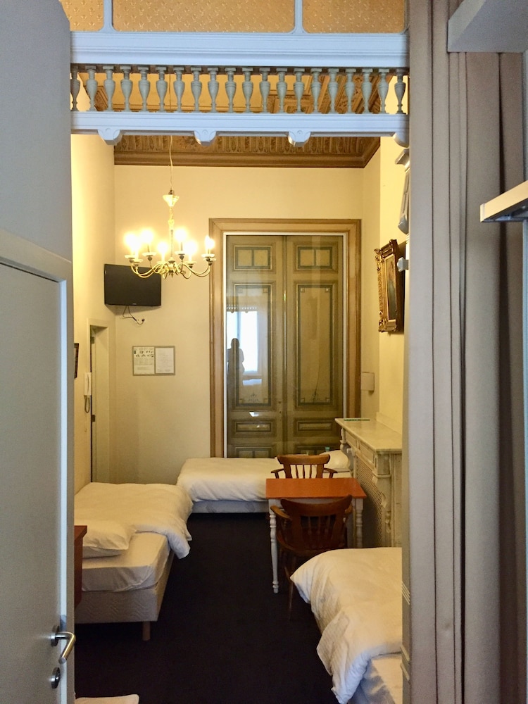 Family Room, 1 Bedroom