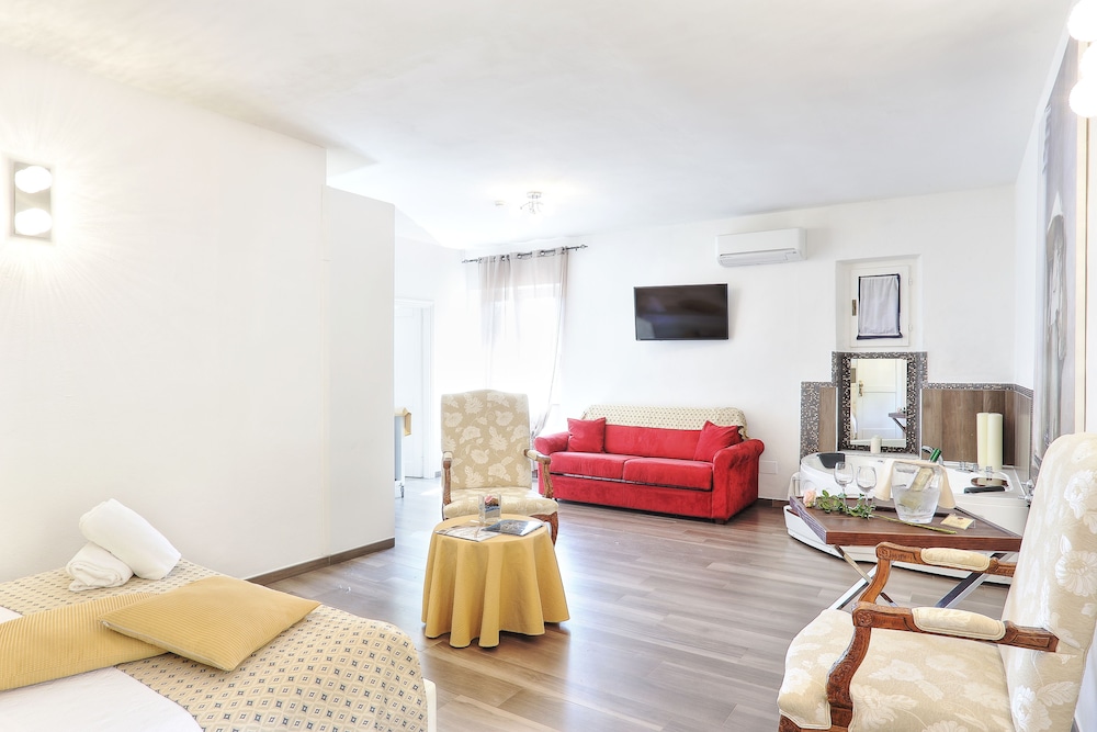Suite, Garden View photo 3