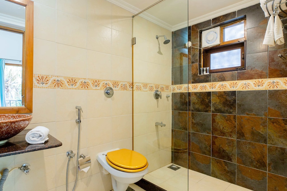 2 Bedroom Suite photo 3