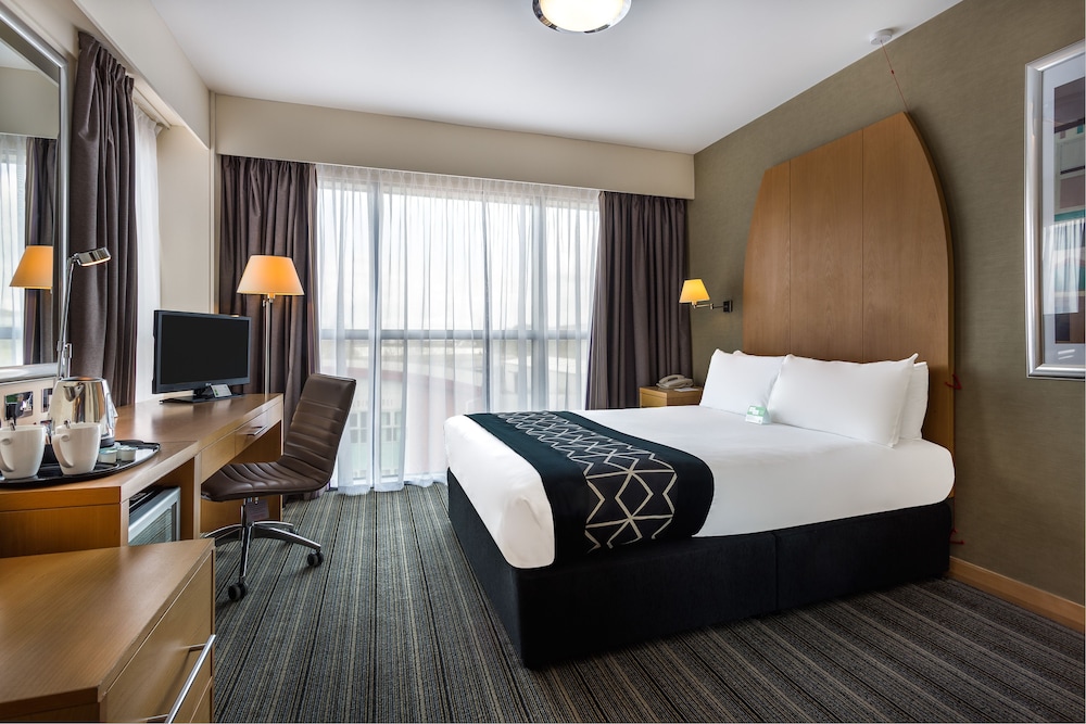 Standard Room, 1 Double Bed - Photo 6