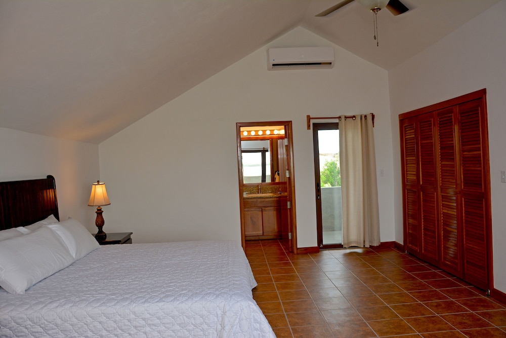 Family Villa, 3 Bedrooms, Private Pool, Lagoon View