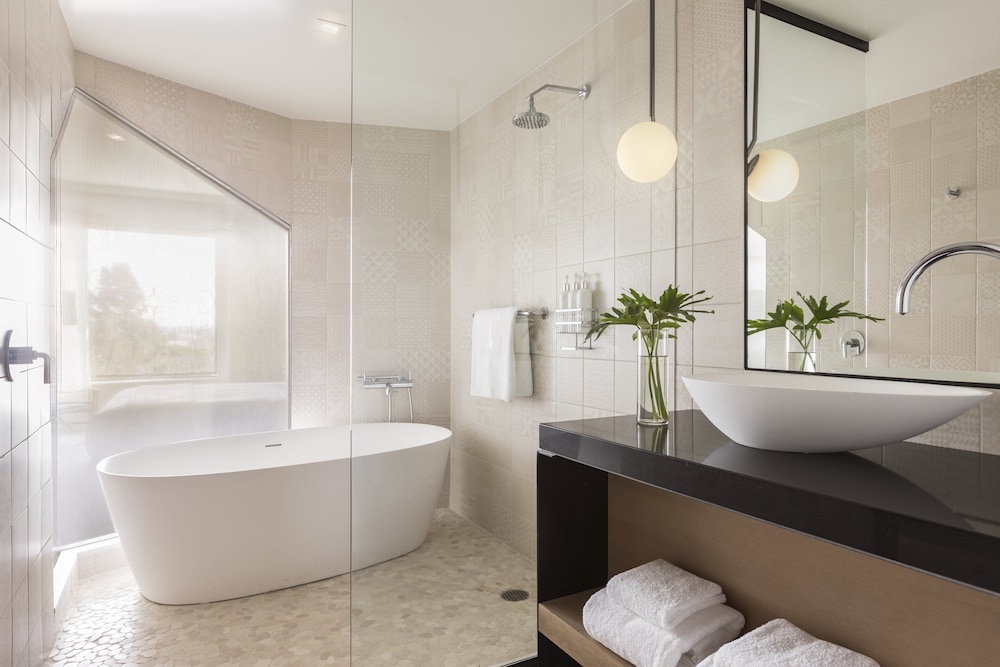 Suite, 1 King Bed, Terrace