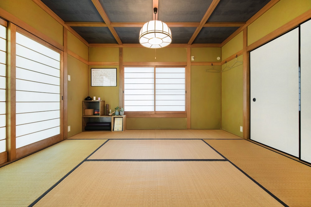 Japanese Room Available only for Couples, Family and Woman photo 1