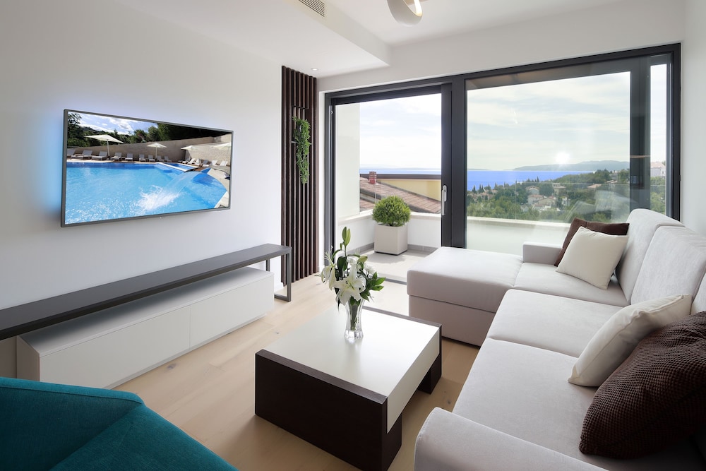 Apartment, Sea View (MM4)