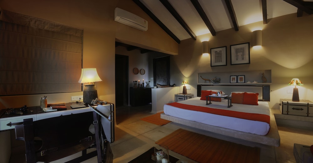 Luxury Cottage, 1 King Bed, Non Smoking photo 1