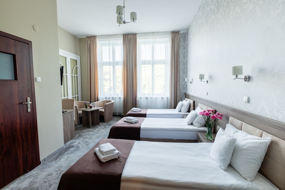 Standard Triple Room - Photo 17