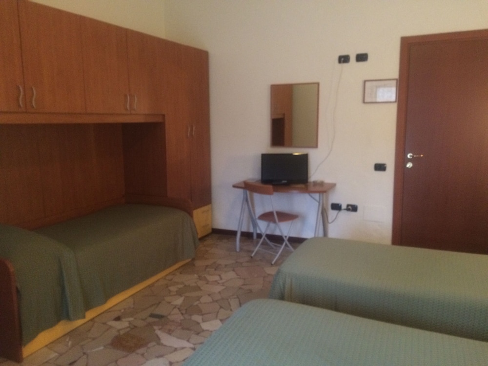 Triple Room photo 3