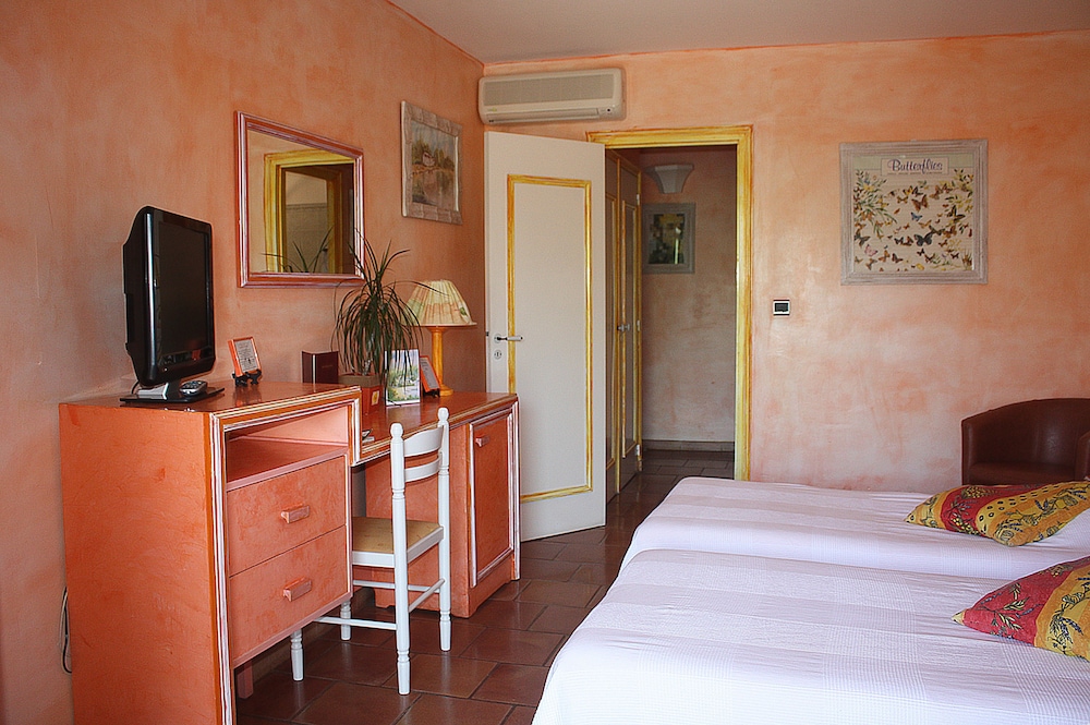 Standard Double Room, Balcony (02) photo 2