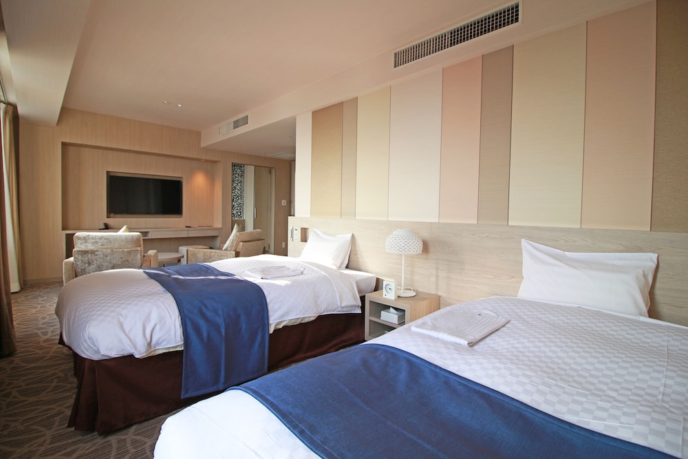 Deluxe Superior Twin Room, Non Smoking - Photo 2
