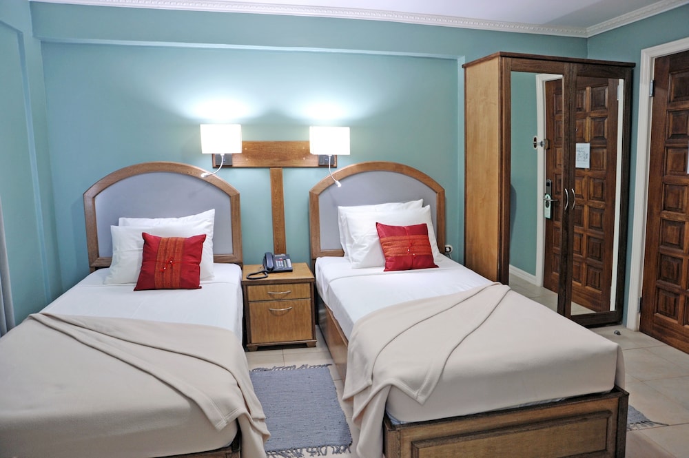 Signature Room, 1 King or 2 Single Beds photo 1
