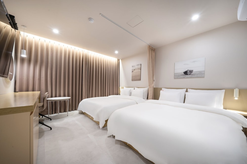 Twin Room photo 1
