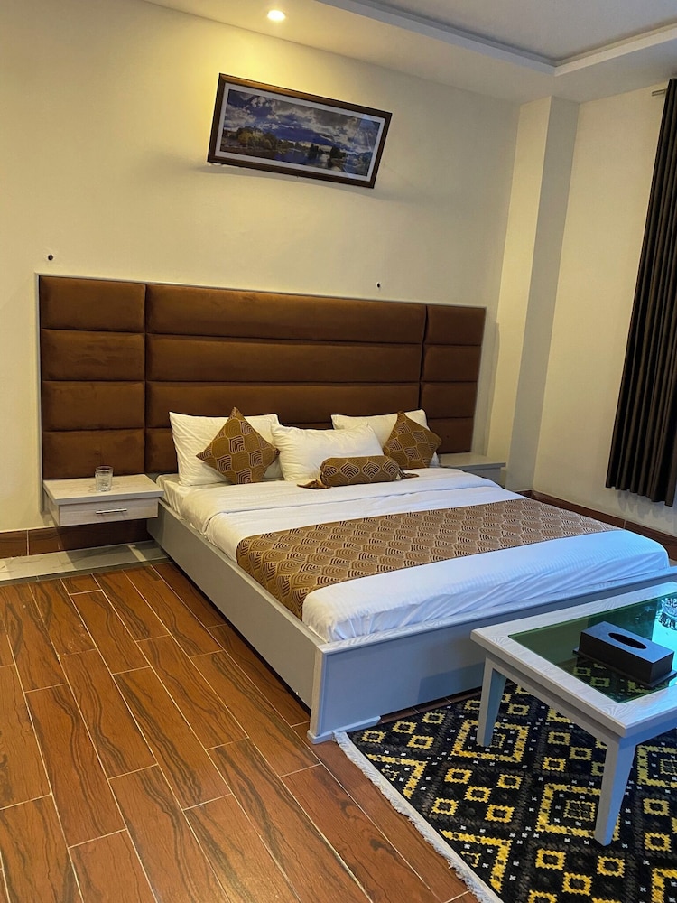 Deluxe Double Room photo 3