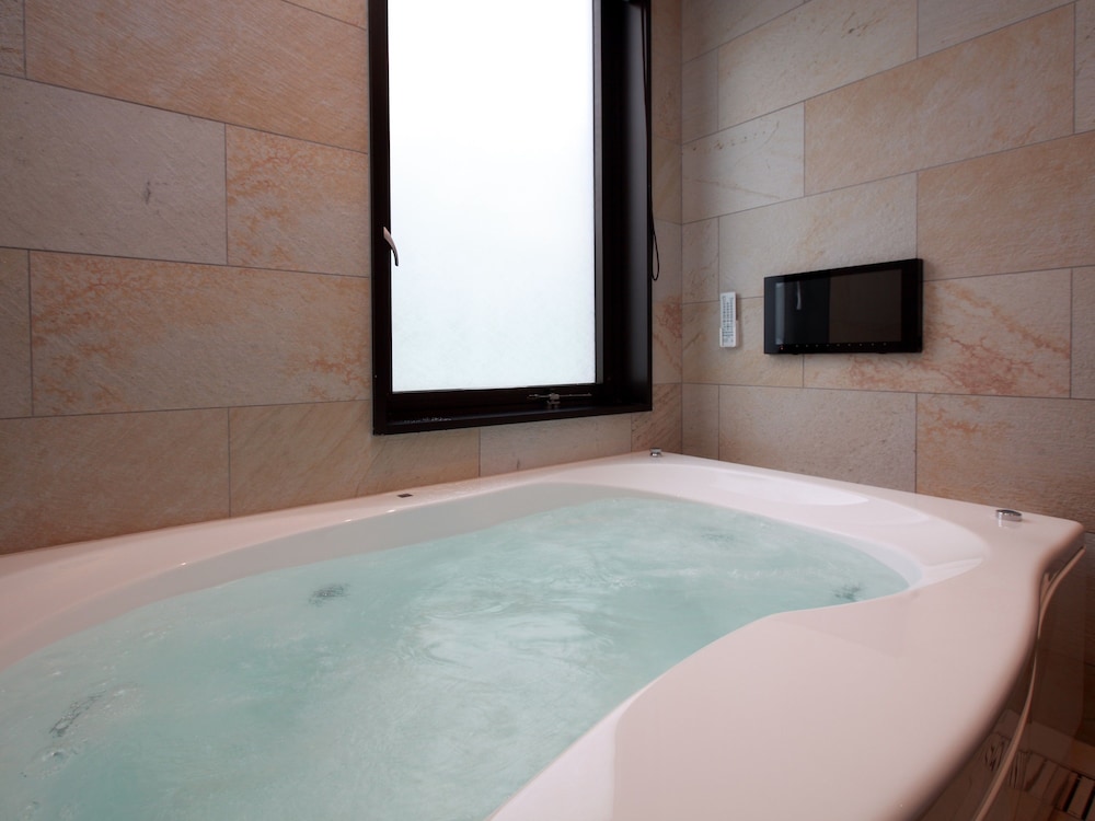 Premium Room 3F with Hot Spring photo 3