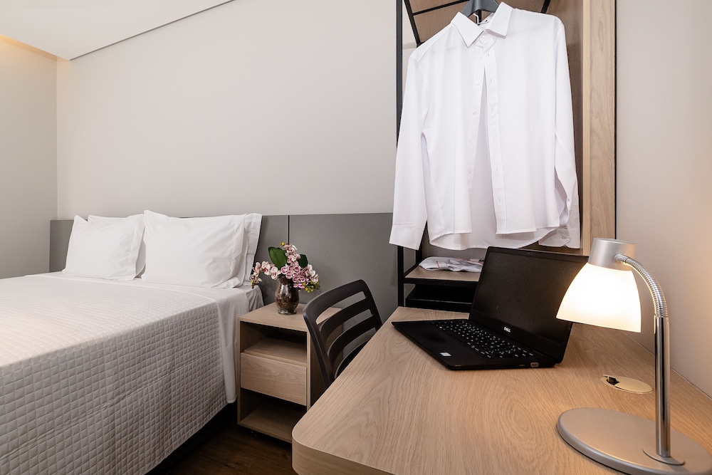 Superior Studio, 1 Queen Bed
