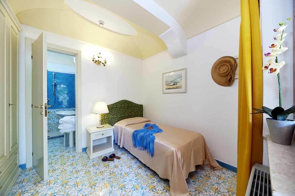 Classic Single Room photo 2