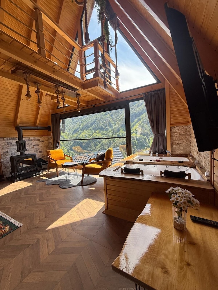 Deluxe Bungalow, Mountain View
