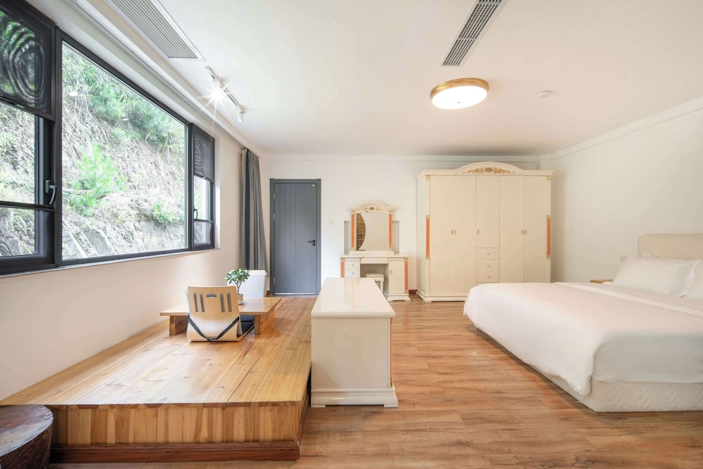 Deluxe Suite, Mountain View