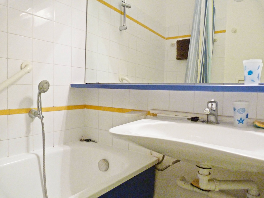 Basic Apartment (156la) photo 3