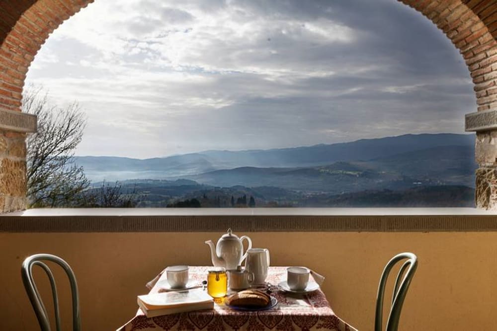 Romantic Apartment, 1 Bedroom, Balcony, Garden Area photo 2
