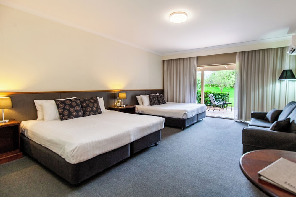 Executive Room, 2 Double Beds photo 1