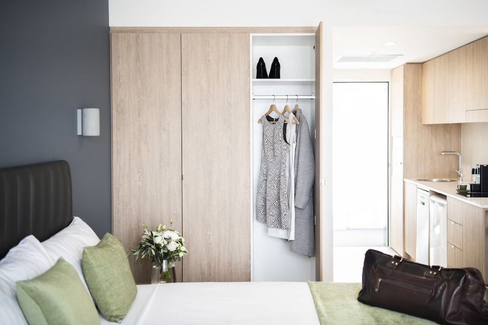 Fall into Winter Executive Studio