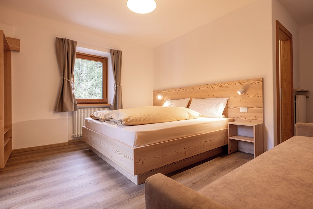 Panoramic Double Room, Balcony, Mountain View