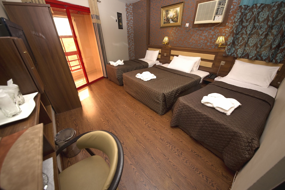 Family Quadruple Room photo 1