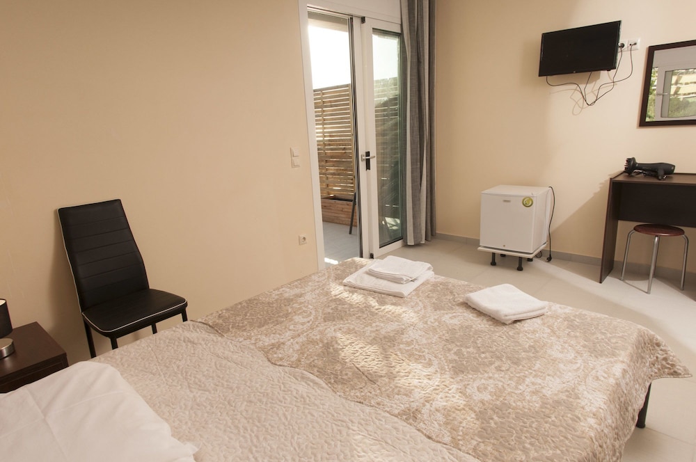Quadruple Room photo 3