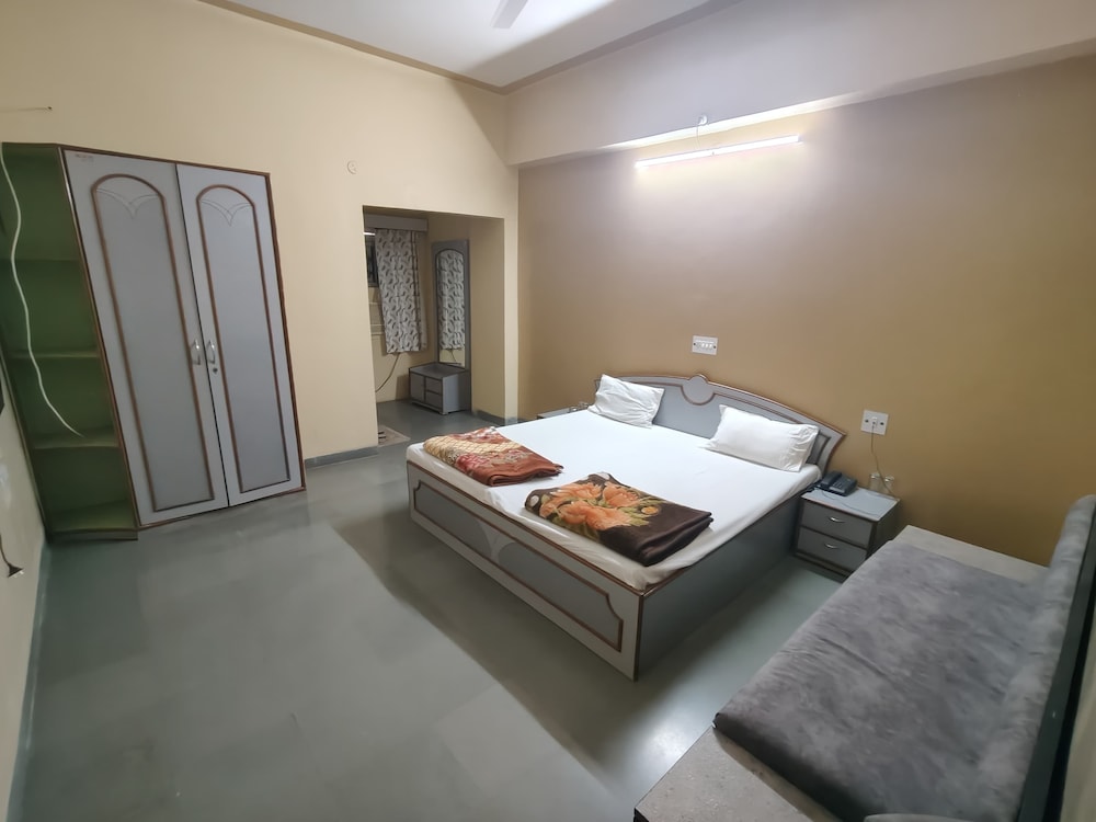 Presidential Room