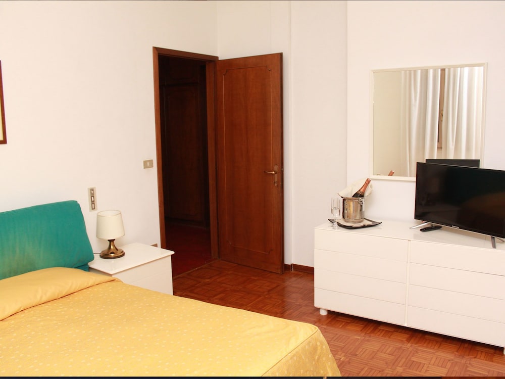 Apartment, 2 Bedrooms photo 2