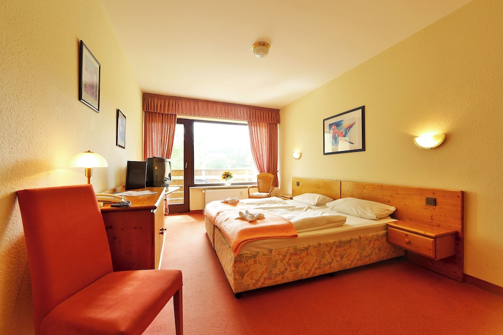 Classic Double Room, Balcony photo 1