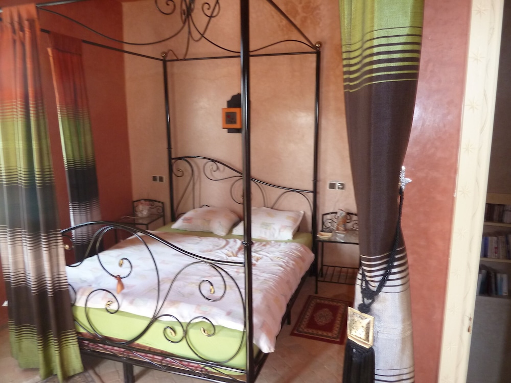 Comfort Villa, 2 Bedrooms, Kitchen, Garden View photo 1