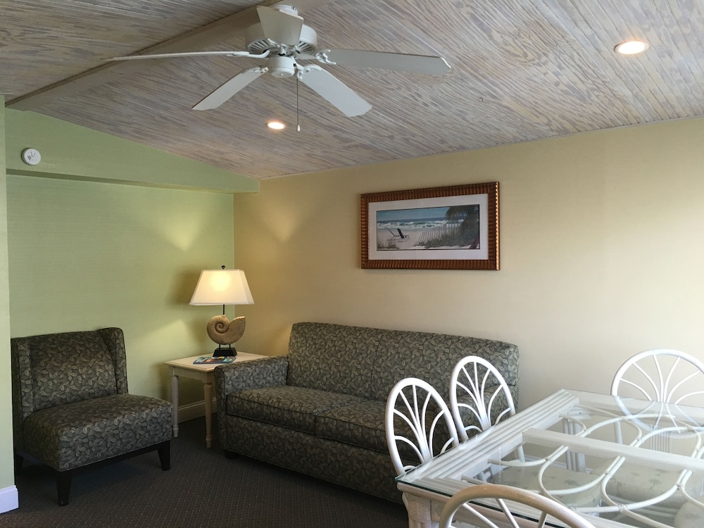 Standard Double Room, 2 Double Beds, Pool View (ALEX)
