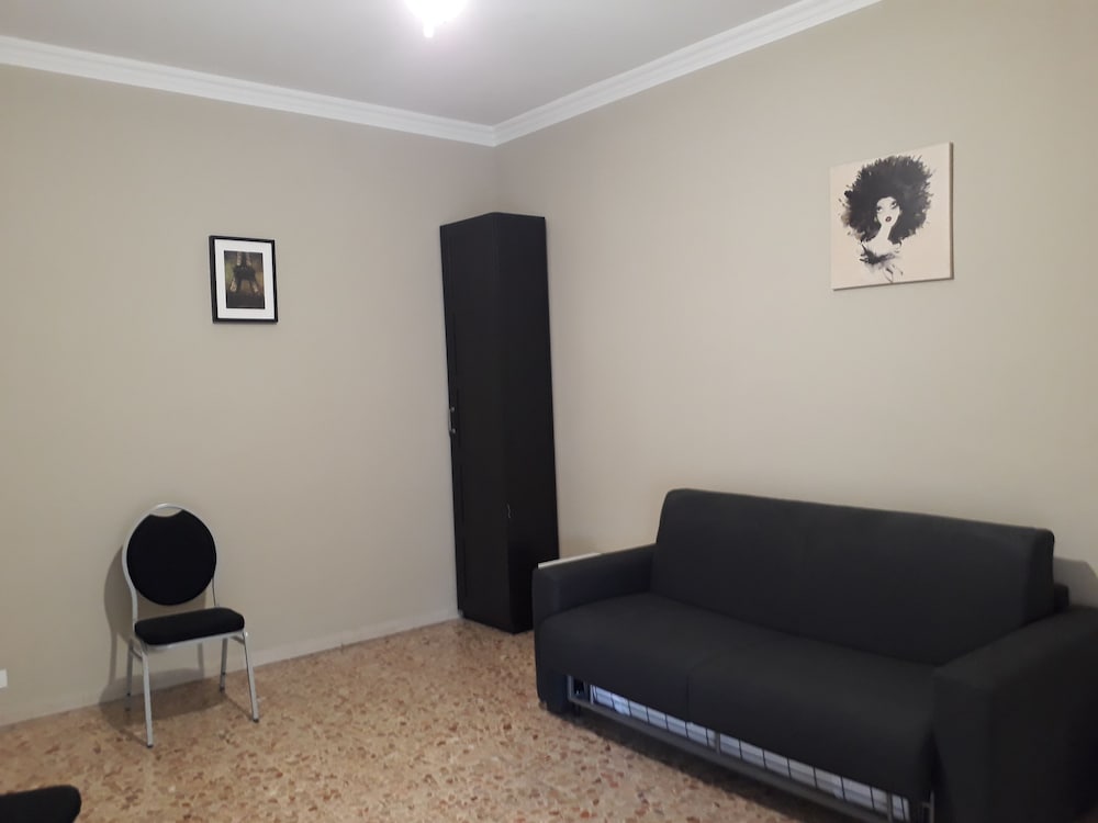Triple Room, Shared Bathroom