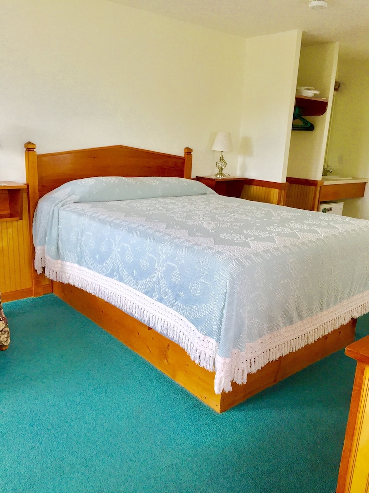 Standard Room, Partial Ocean View photo 3