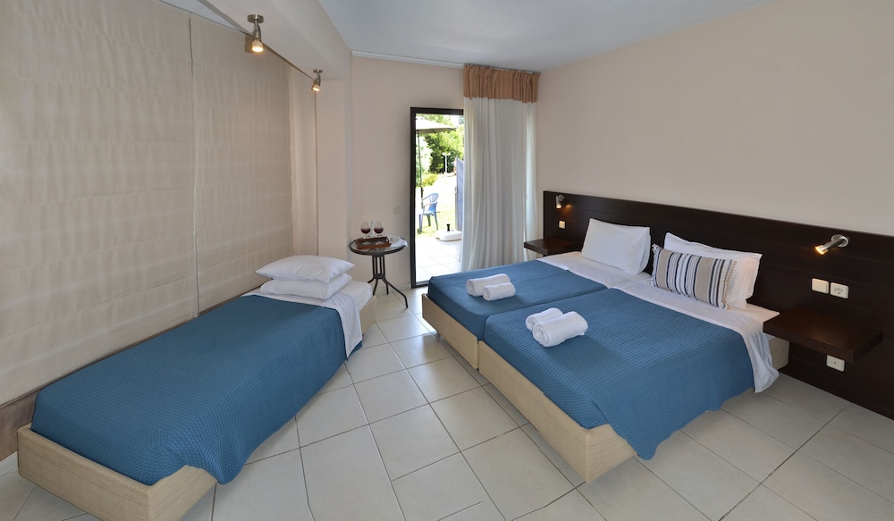 Standard Room, Garden View