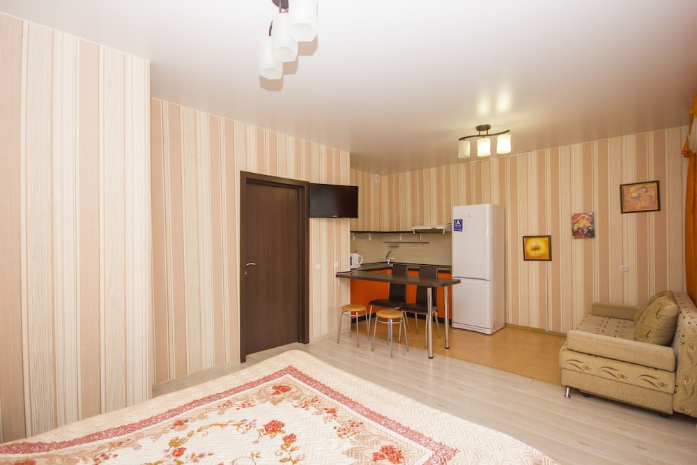 Basic Single Room, 1 Double Bed