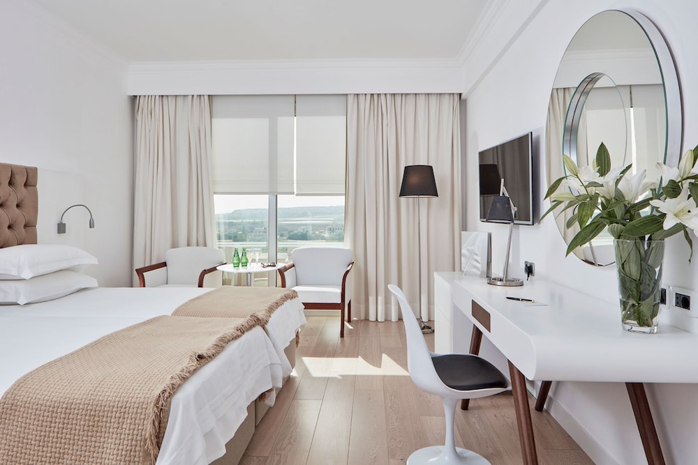 Standard Double or Twin Room (Inland view) - Photo 1