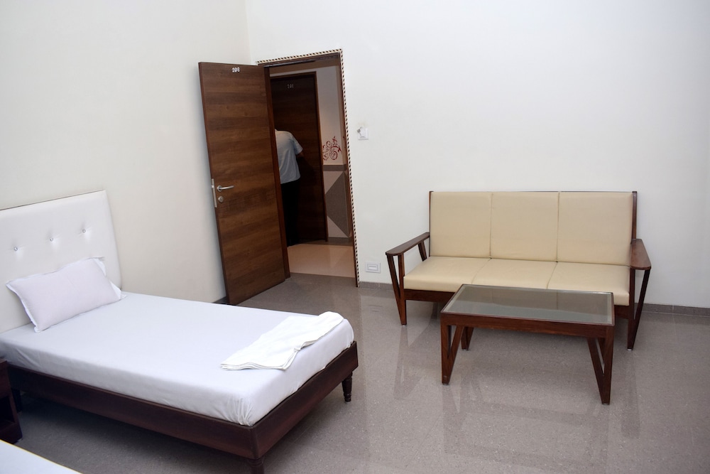 Super Deluxe Room - Photo 7
