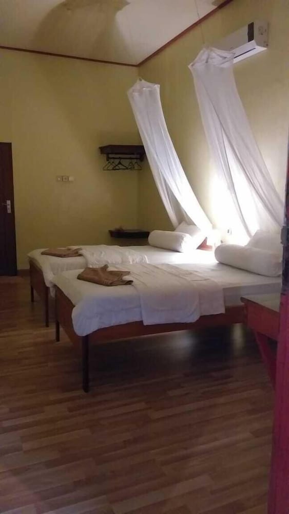 Standard Twin Room, 1 Bedroom, Smoking, Garden View photo 3