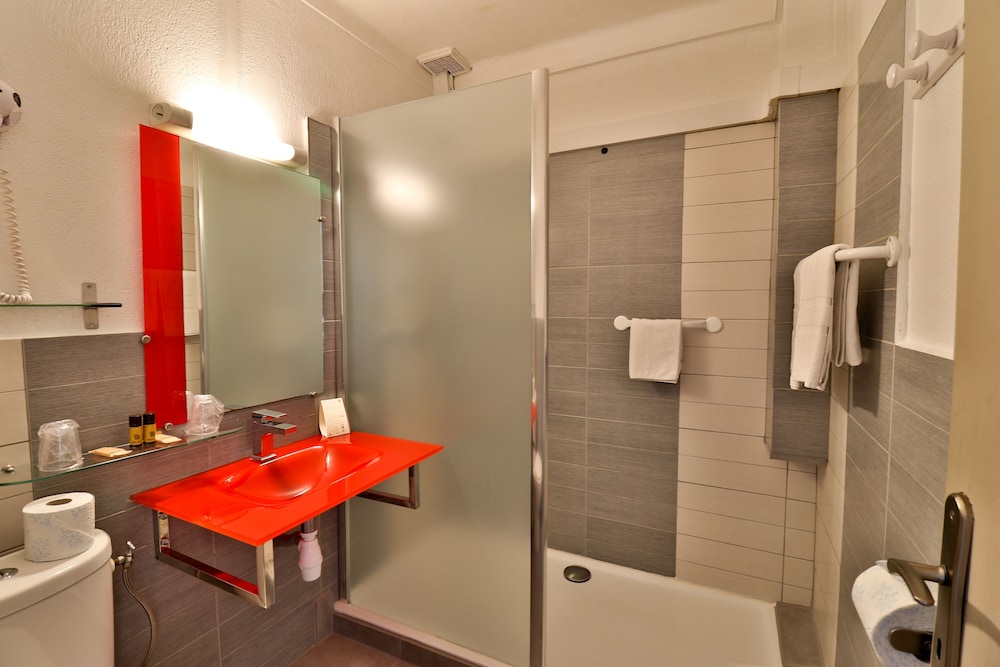 Superior Double or Twin Room, Balcony - Photo 5