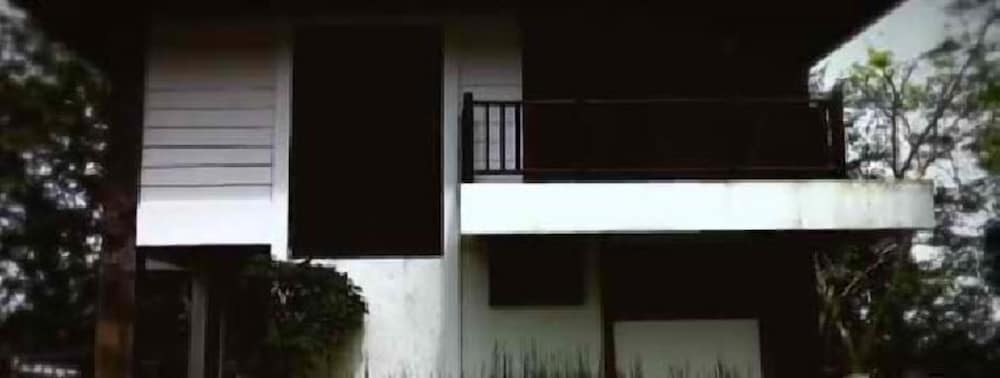 House, 3 Bedrooms photo 2