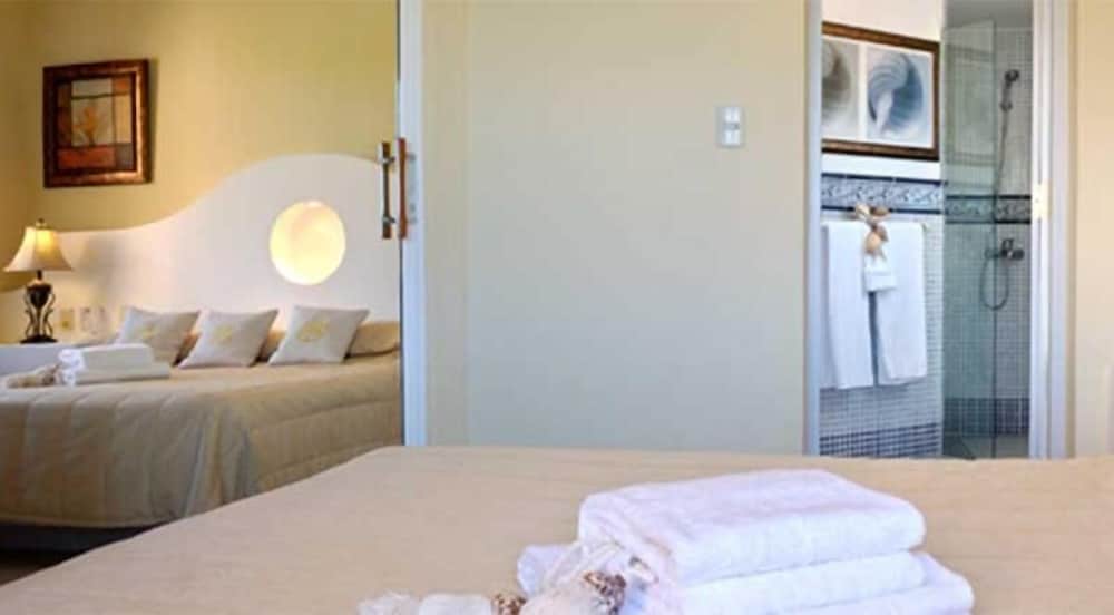 Crown 2 Bedroom Penthouse photo 1