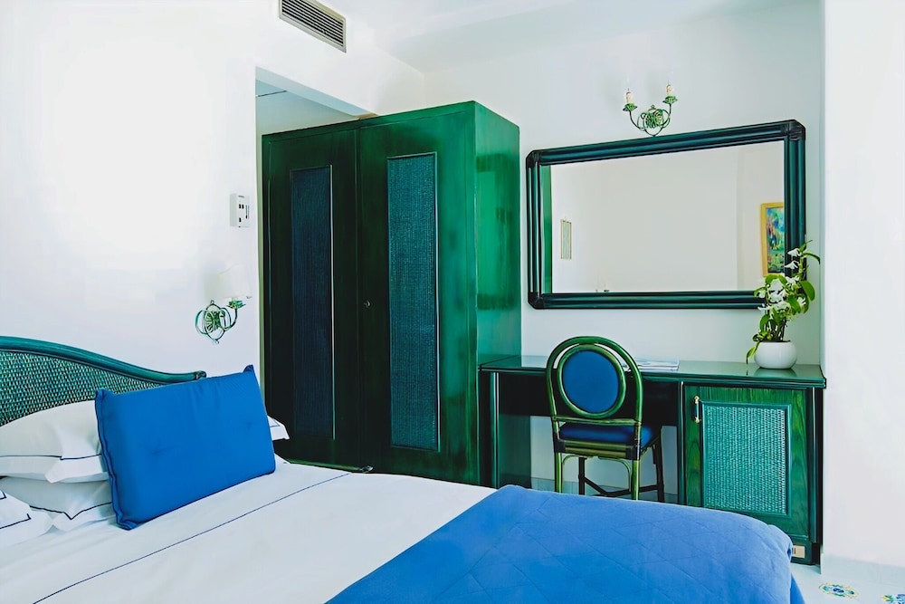Camera Standard, 1 letto queen, terrazzo, vista mare