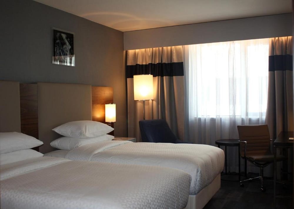 Standard Double or Twin Room photo 3