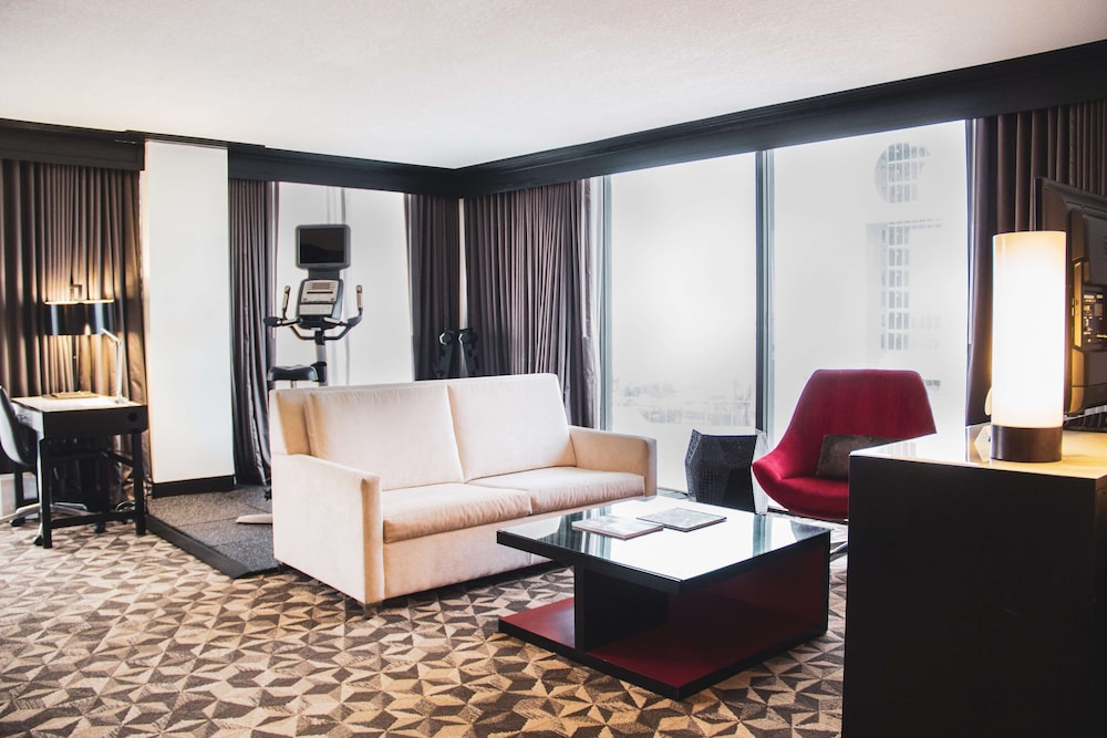 Junior Suite, 1 King Bed