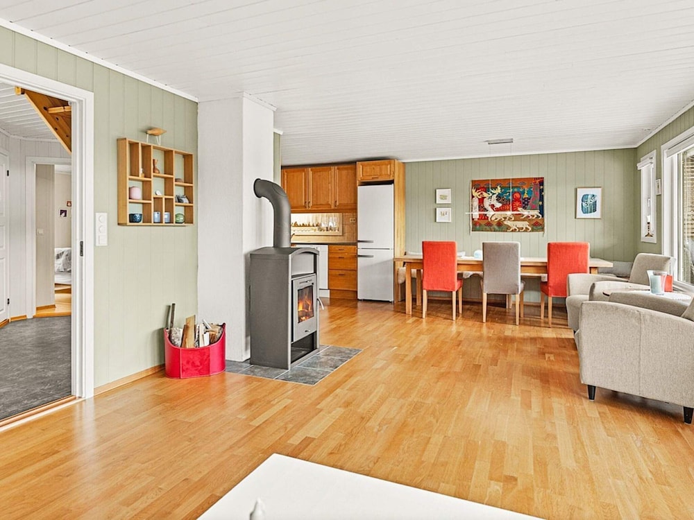 House photo 2