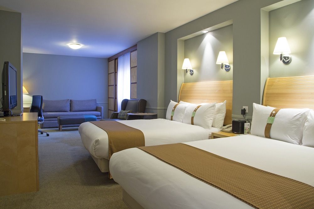 Suite, Multiple Beds (Sofa Bed) - Photo 3
